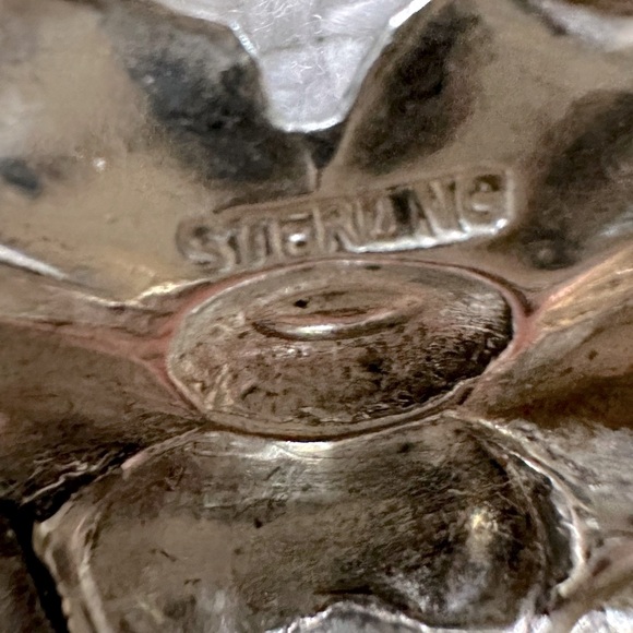 Sterling silver vintage lily brooch large round modernist floral 1 3/4” diameter - Picture 4 of 5